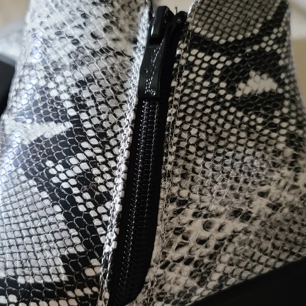 Nature Breeze | Python Print Closed Toe Zipper Ch… - image 3